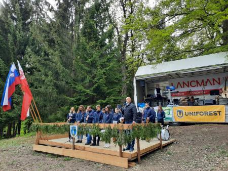 Prireditev prvi maj na Šmiglovi zidanici